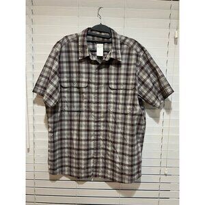 Patagonia‎ Short Sleeve Button Up Shirt - Size L
